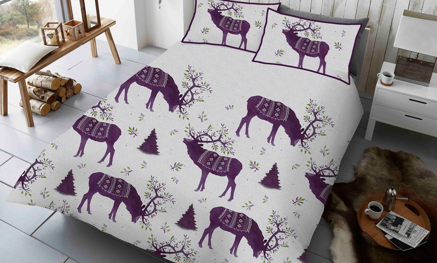 Image 5: Christmas Stags Duvet Set