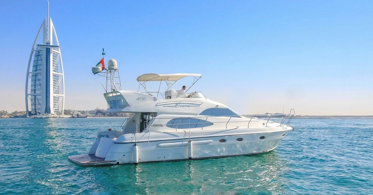 44-, 50- Or 80-feet Luxury Yacht Or 40-feet Fishing Tarrad 44-, 50- Or 80-feet Luxury Yacht Or 40-feet Fishing Tarrad