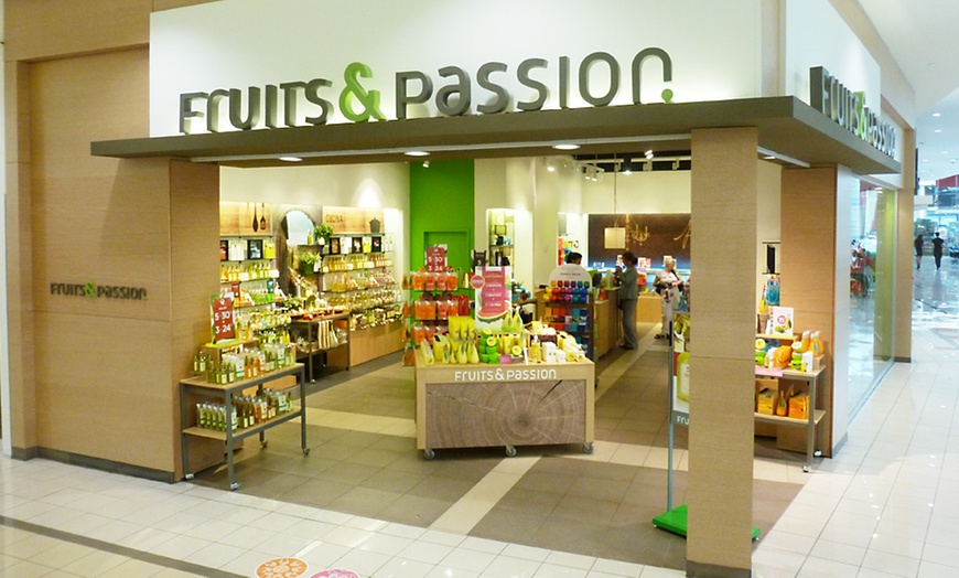 Image 1: Voucher at Fruits & Passion stores