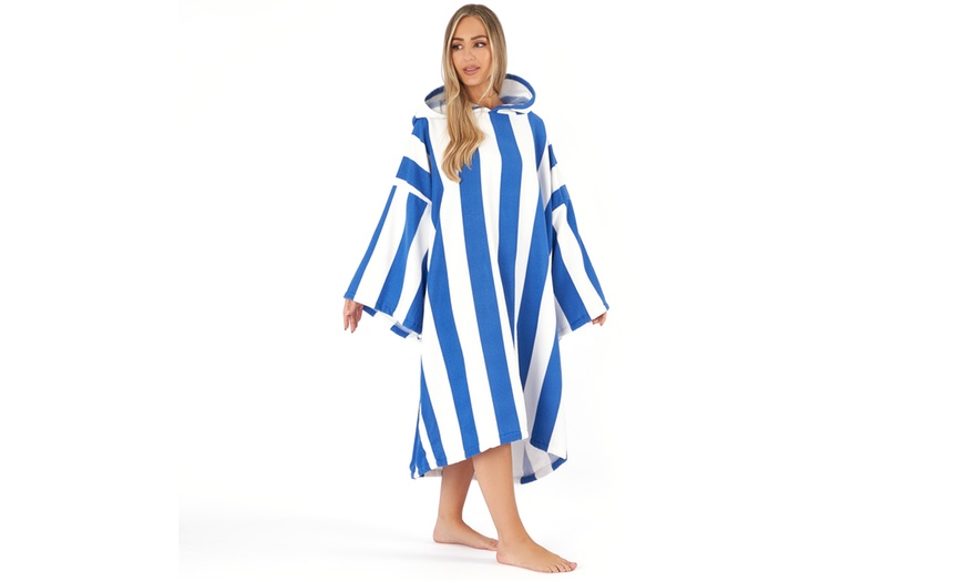 Image 22: Adults Oversized Printed Poncho Towel