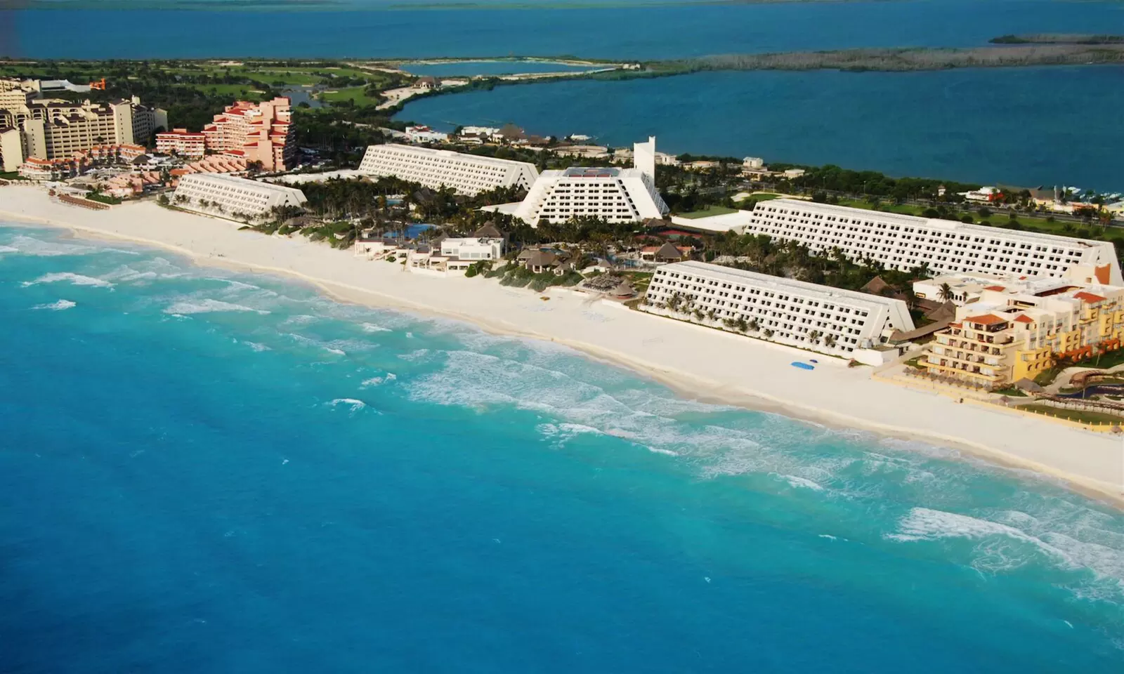 All-Inclusive Stay at The Grand Lifestyle at Grand Oasis Cancun in Mexico. Includes Taxes and Fees. Dates into December. - Primary Image