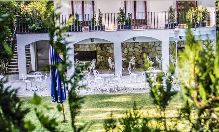 Image 8: Relax en el Real Balneario Solán de Cabras. Cuenca