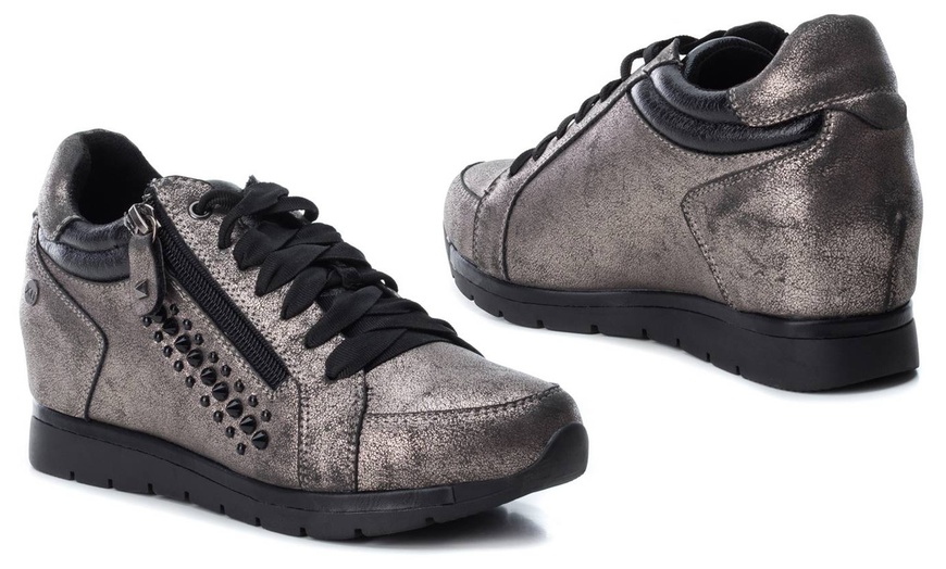 Image 11: Women's Metallic Sneakers