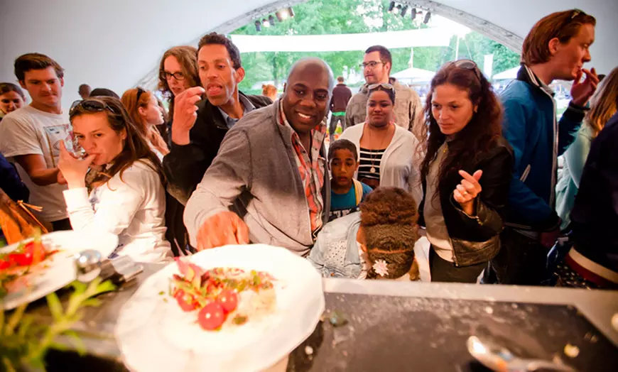 Image 2: Entree Vis + Seizoen Festival