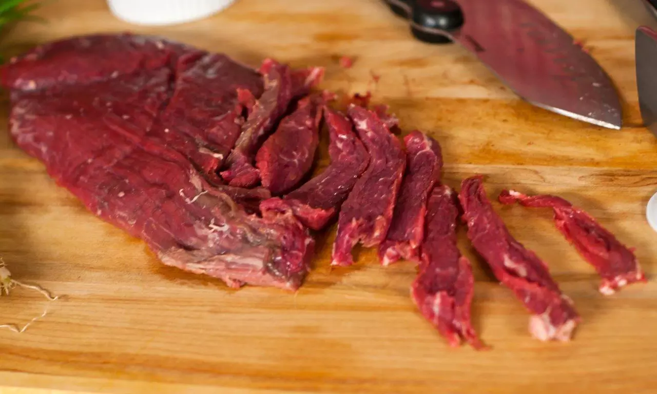 Ronco Beef Jerky Machine with Jerky Kit - Second Medium