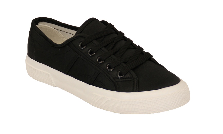 Image 6: Women's Lace Up Plimsolls