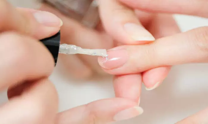 Hasta 47% de dto. en Manicura - Pedicura - Shellac / Permanente / Gel en Salon de belleza Priego