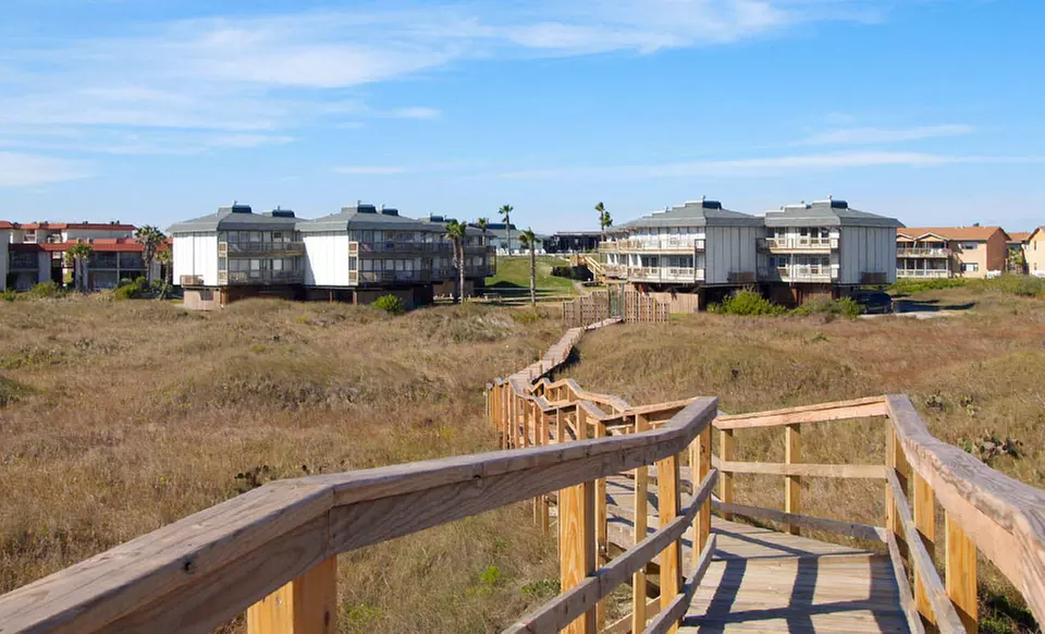 2- or 3-Night Stay at Port Aransas Escapes in Texas - Second Medium