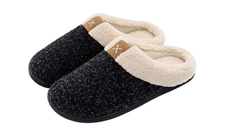 Image 2: Men's Winter Wool Slippers