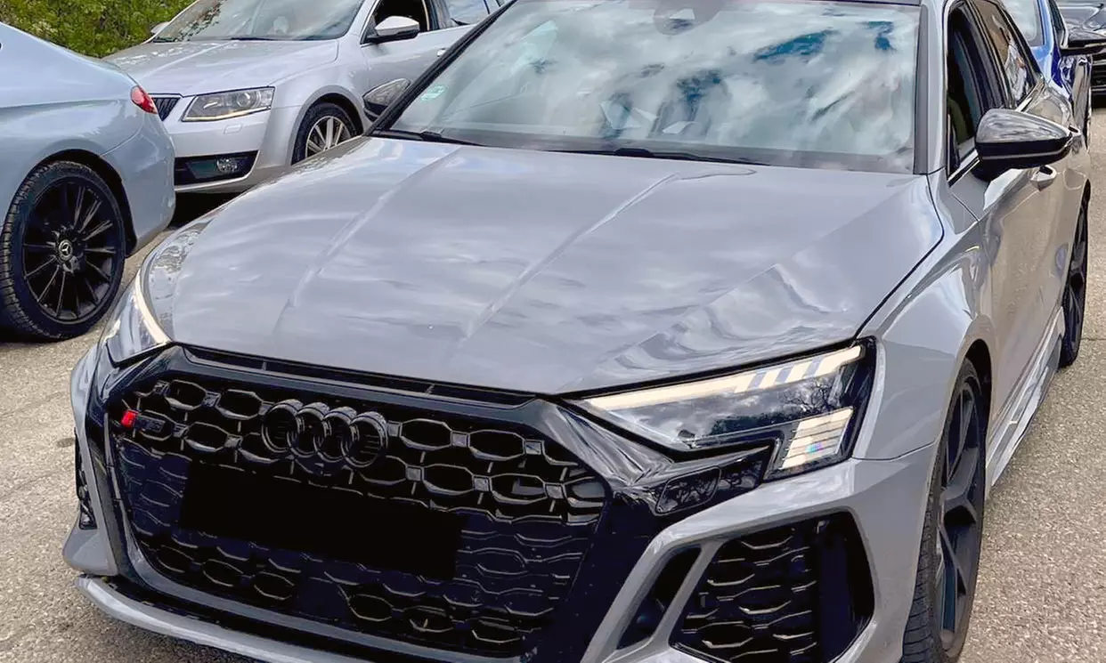 Nettoyage intérieur ou extérieur auto par The Street Washers