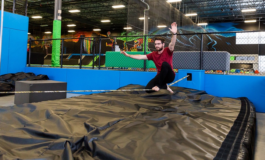 Image 14: Trampolining