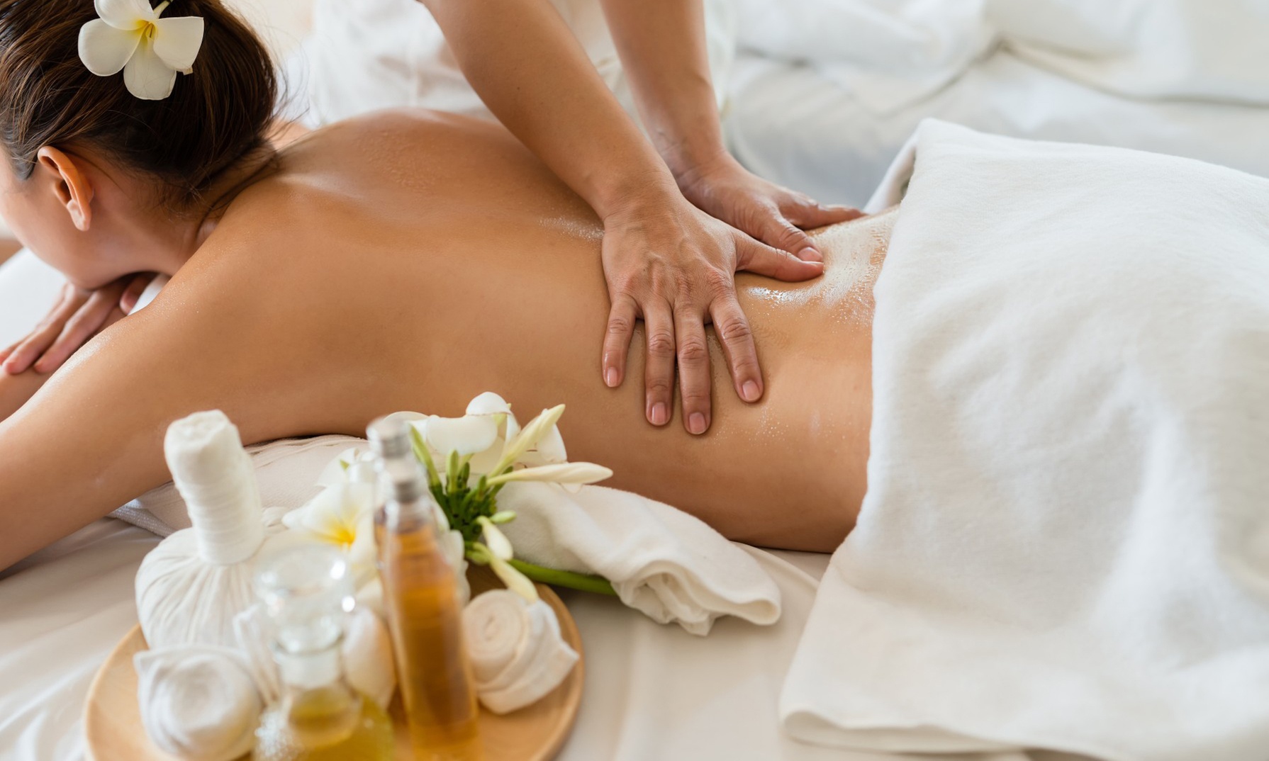 Massage californien avec Naturo'zen