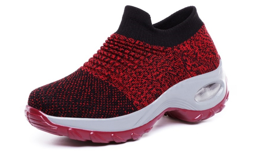 Image 13: Women's Breathable Air Cushion Shoes