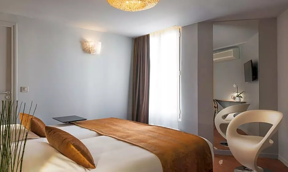 Neuilly-sur-Seine : 1 à 3 nuits en chambre Supérieure / Classique