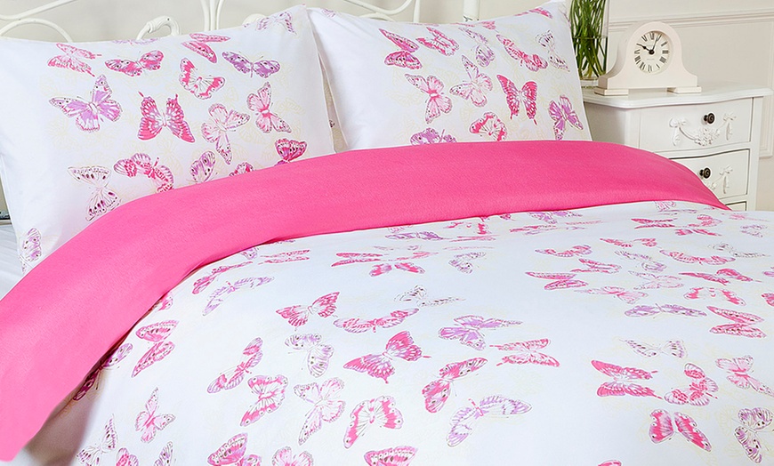 Image 20: Clearance Duvet Sets