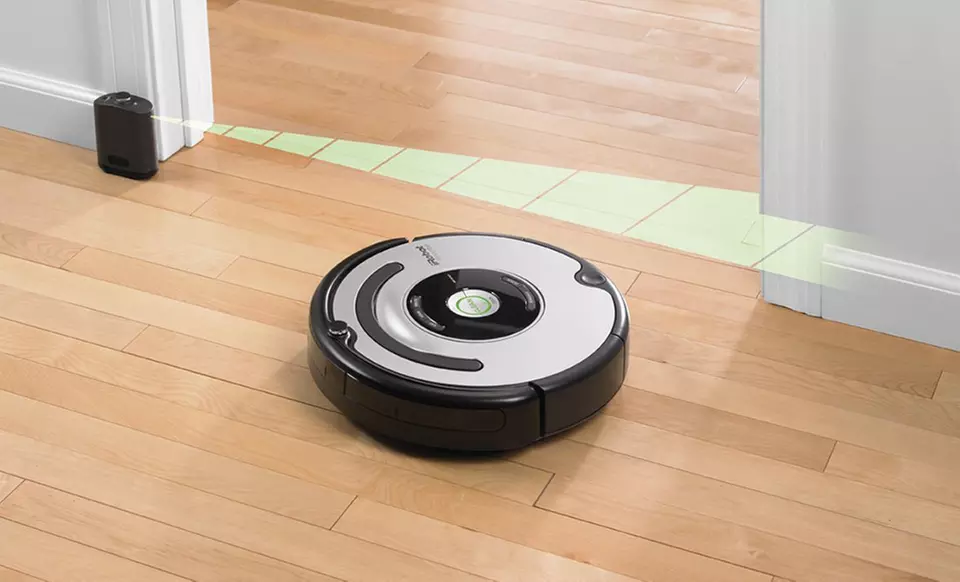iRobot Roomba 560 Automatic Vacuum Cleaner (Refurbished) - Primary Image