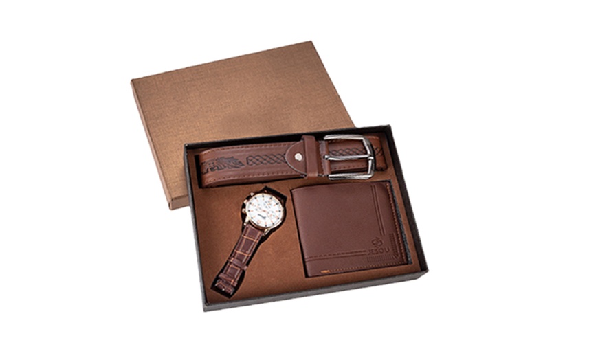 Image 6: Men's Watch, Belt and Wallet Boxed Gift Set