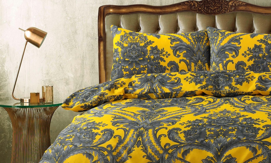 Image 4: Damask Duvet Cover Set