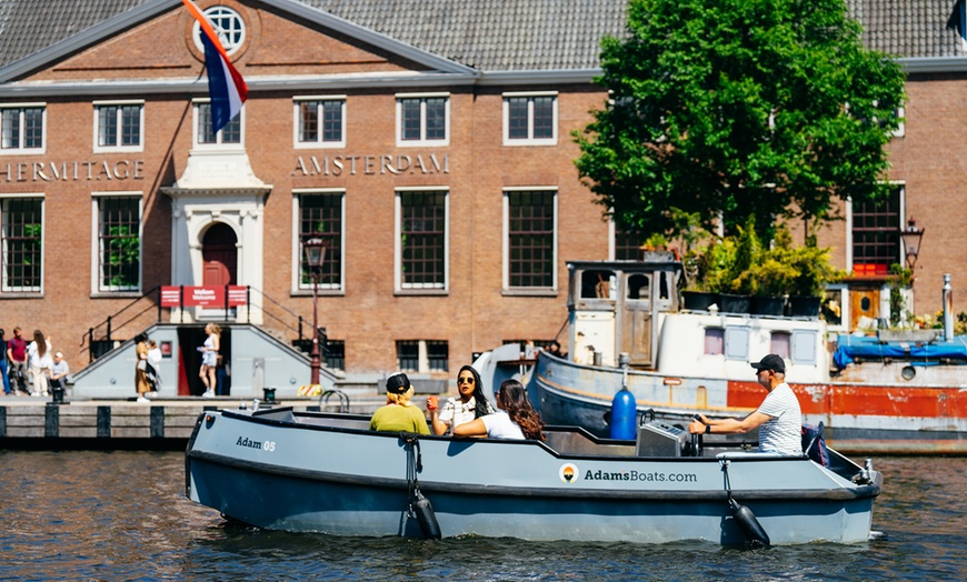 Image 7: Amsterdam vanaf het water: sloep huren tot max. 10 personen