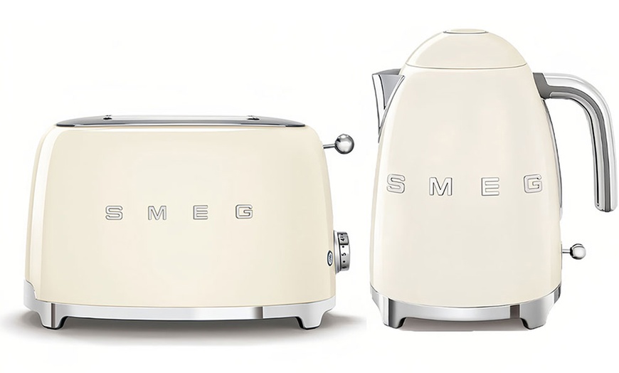 Image 4: SMEG 1.7L Kettle and 2 Slice Toaster Bundle