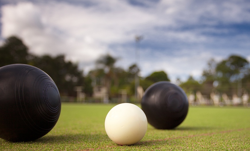 Image 1: Barefoot Bowls with Beer + Fries