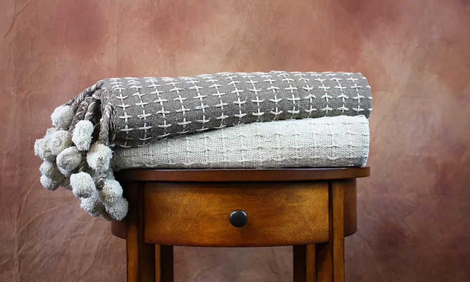 Cotton Cross-Stitch Throws with Pom-Poms (2-Pack) - Second Medium