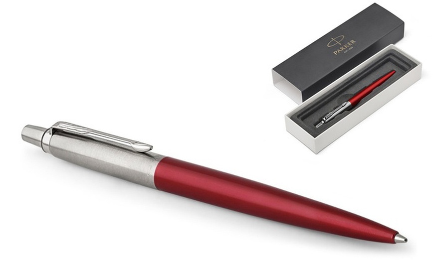 Image 6: Personalised Parker Pen