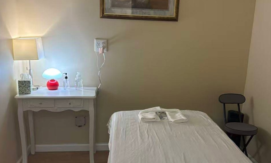 Image 5: Swedish or Deep Tissue Massage (Solo or Couples Massage) w/ Hot Stones