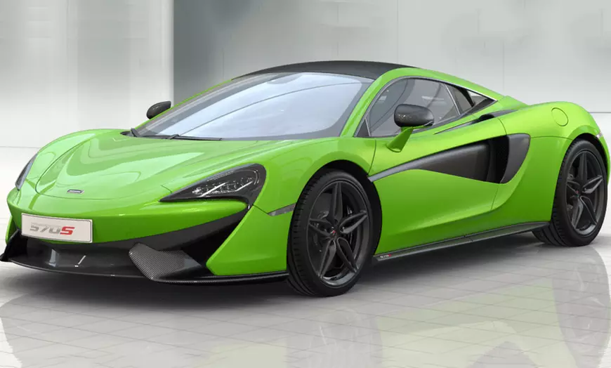 Image 4: Lamborghini Driving Experience