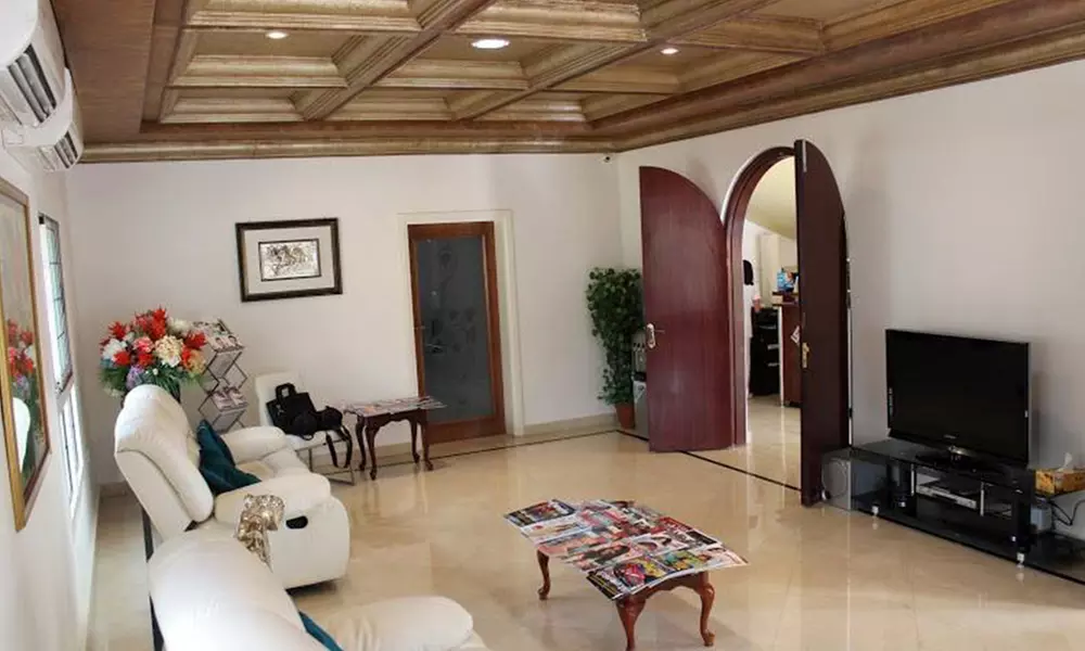 Laser Hair Removal Sessions at Montreal International Clinic