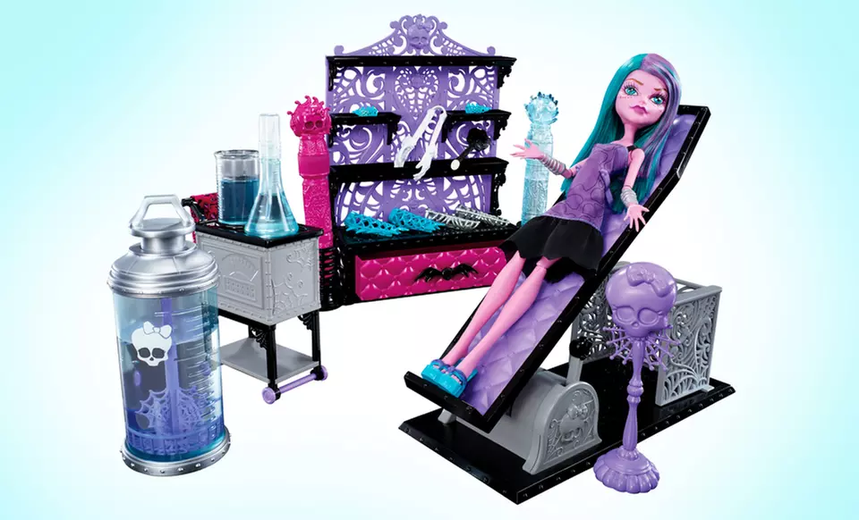 Monster High Create-a-Monster Color Me Creepy Design Chamber. Free Returns. - Primary Image