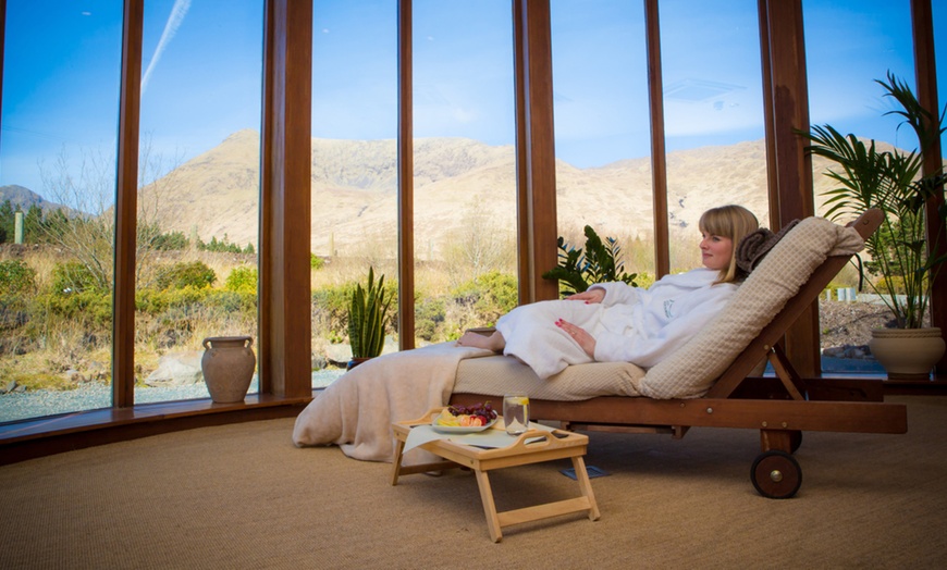 Image 2: Connemara: Bedroom Suite with Breakfast, 2-Course Dinner& Spa Discount