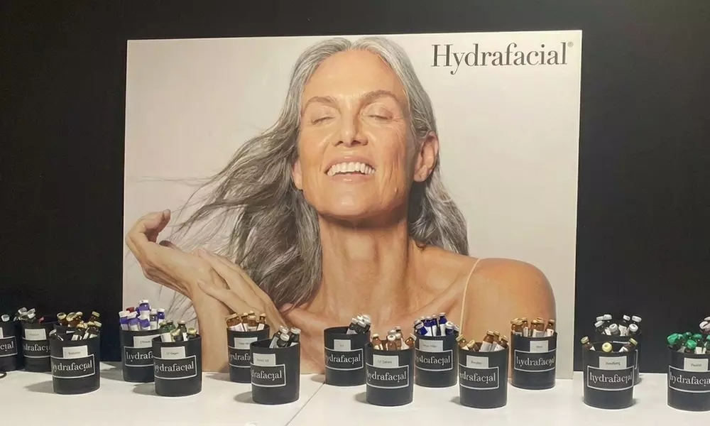 Mother's Day Special: Hydrafacial or Eye Beauty with Massage