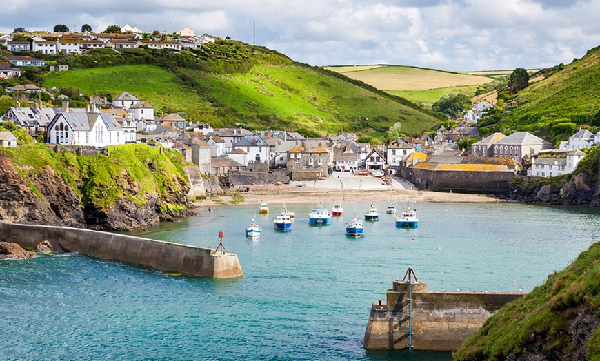 Image 1: Port Isaac Stay For Two