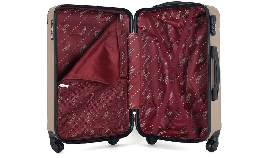 Image 23: Set of Three Suitcases