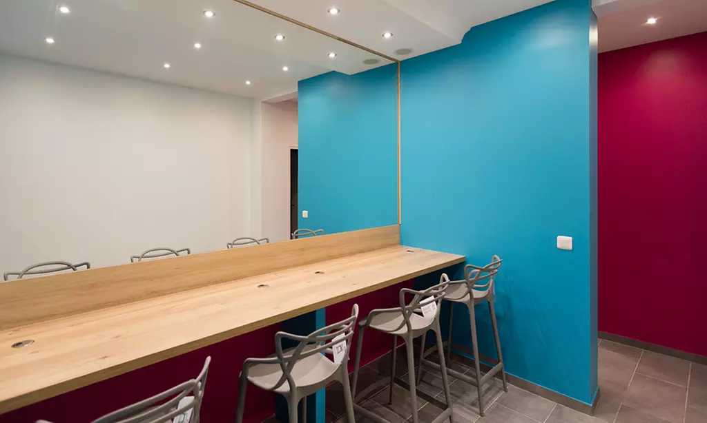 Séances d'aquabike dans un centre de bien-être féminin