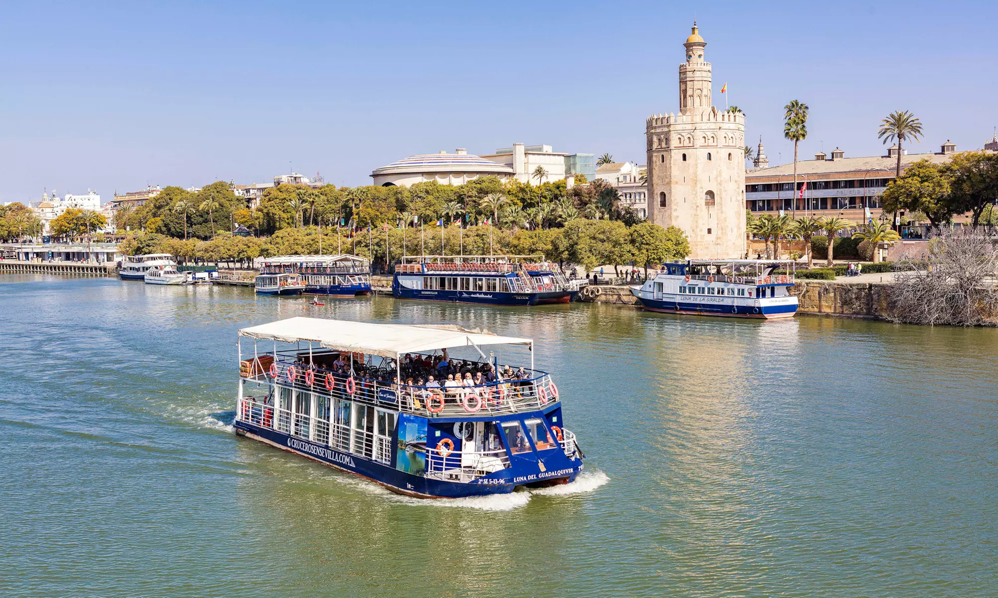 Crucero de 1 hora por el río Guadalquivir para 1 adulto o 1 adulto y 1 niño, con hasta un 24% de descuento - Primary Image