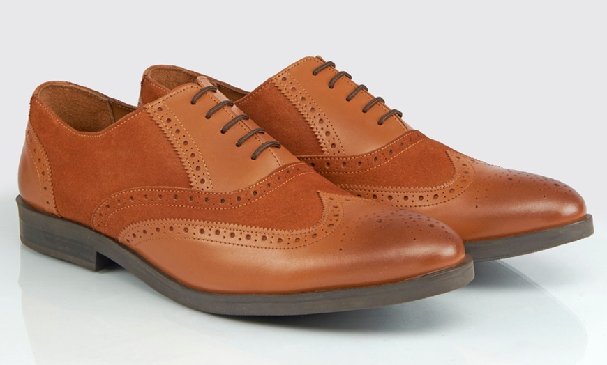 Image 5: Men's Leather Two-Tone Brogues