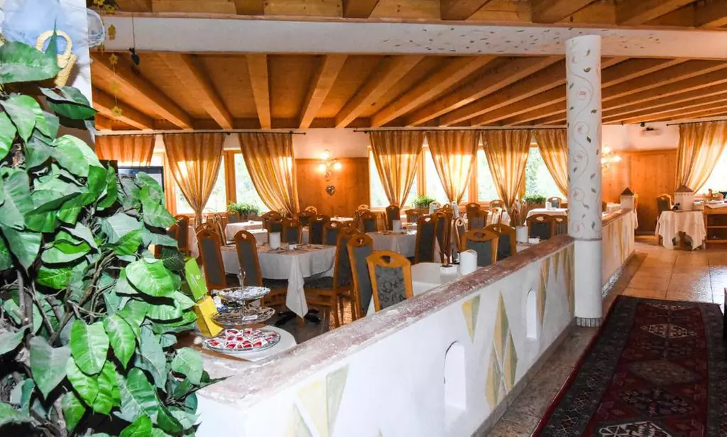 Trentino 4*: soggiorno in hotel con mezza pensione e piscina