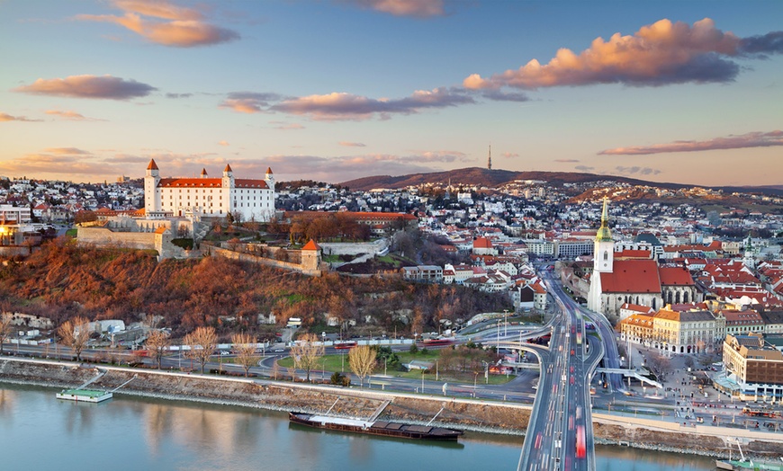 Image 4: ✈ Prague, Vienna, Bratislava and Budapest with Flights