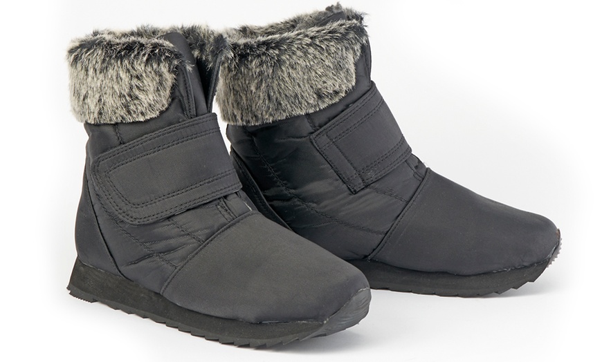 Image 3: Women's Ice Tread Boots