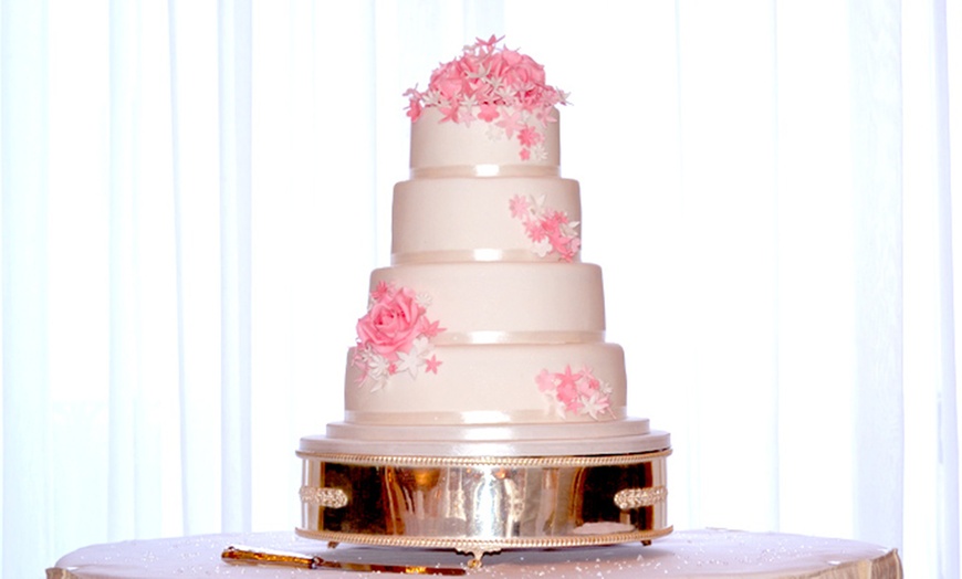 Image 3: Two-Tier Wedding Cake