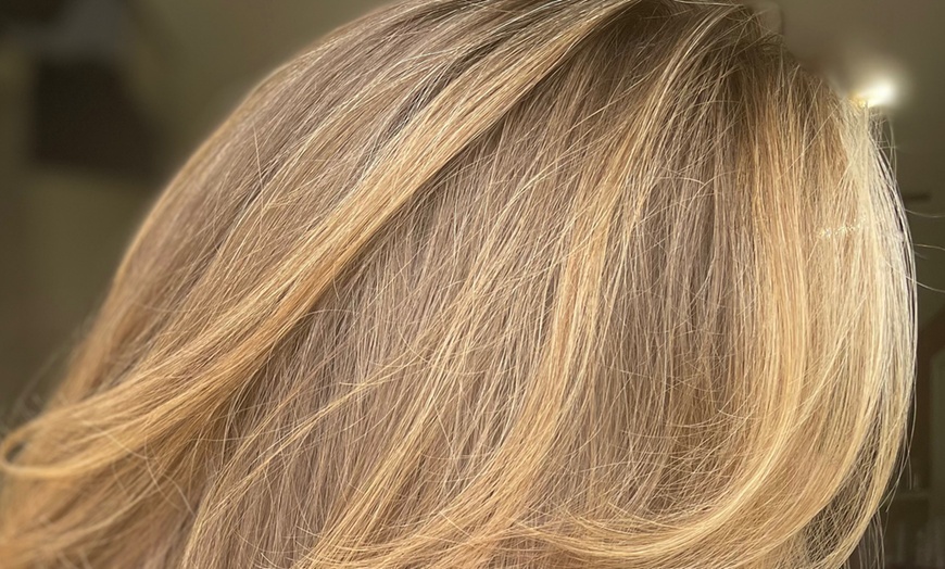Image 5: Up to 50% Off on Salon - Women's Haircut at Chanté Rose Salon