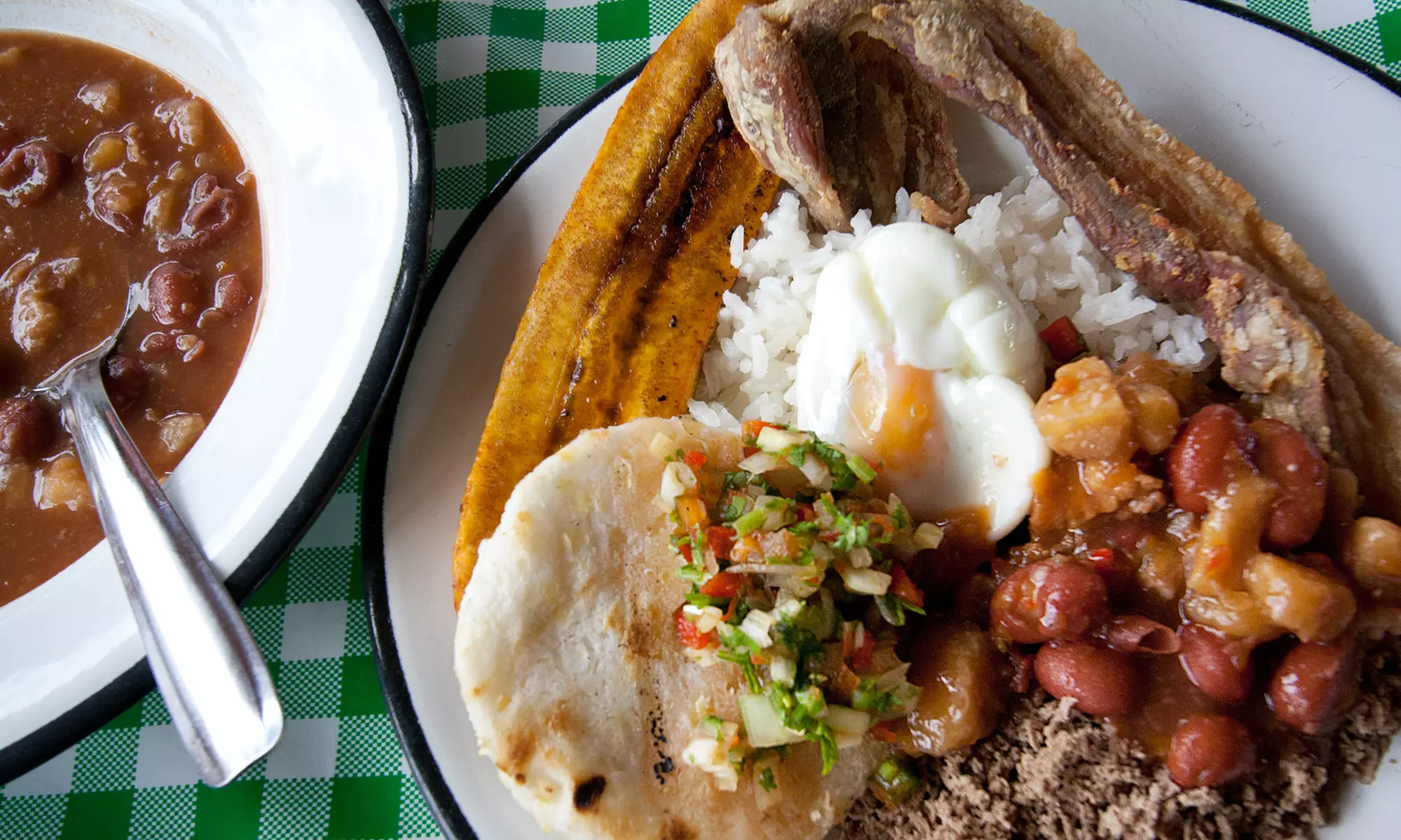 Arepa nach Wahl inkl. hausgemachtem Eistee für 1 - 4 Personen