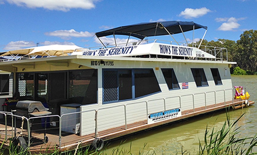 Image 1: River Murray: 3N Houseboat for 10