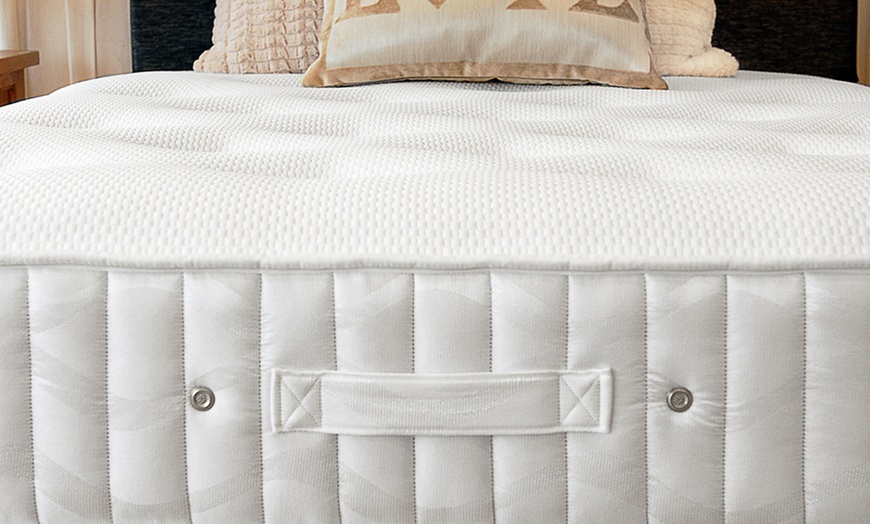 Image 3: Lambswool Pocket Sprung Mattress