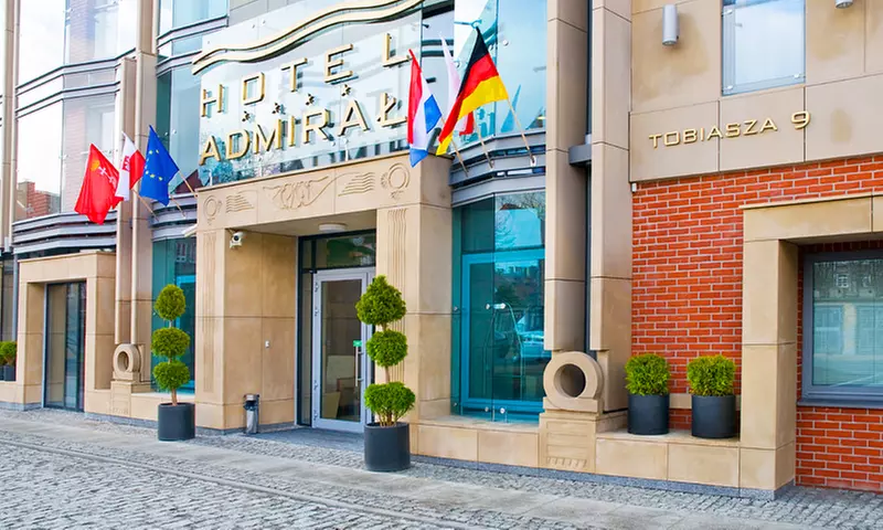 Gdańsk: 1-3 noce dla 2 osób ze śniadaniami w Hotelu Admirał 4* - Primary Image