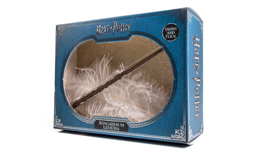 Image 3: WOW Stuff Wingardium Leviosa Wand