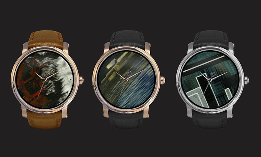 Image 5: Customized B Unique Watch