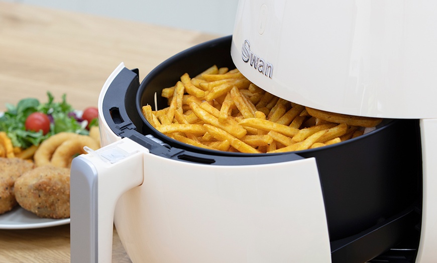 Image 7: Swan 5L Manual Air Fryer
